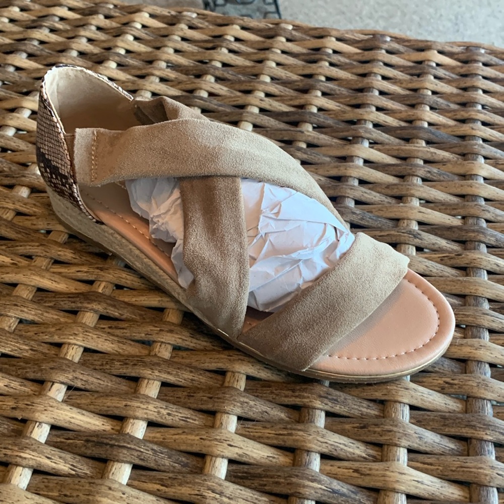 Vintage Havana Sandals 7.5 NWT NIB